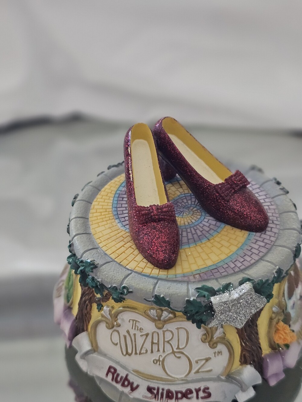 Wizard Of Oz - Ruby Slippers,Musical Collectible